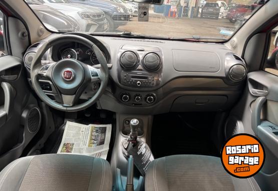 Autos - Fiat PALIO 1.6 ESSENCE 2015 Nafta 171000Km - En Venta
