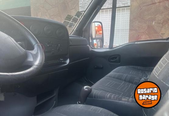 Camiones y Grúas - Iveco 35c14 - En Venta