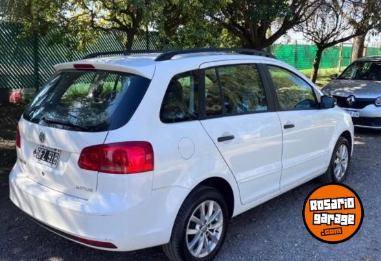 Autos - Volkswagen Suran Trendline 2014 Nafta 116000Km - En Venta