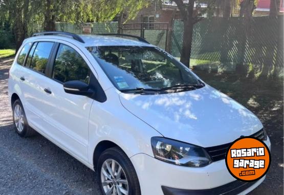 Autos - Volkswagen Suran Trendline 2014 Nafta 116000Km - En Venta