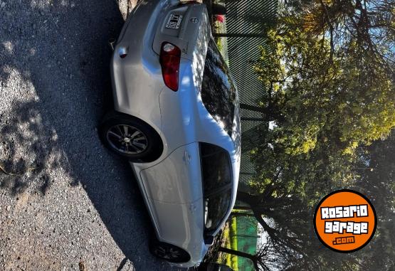 Autos - Toyota Corolla Xli 2010 Nafta 208000Km - En Venta