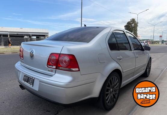 Autos - Volkswagen Bora 1.8 T 2009 Nafta 100000Km - En Venta