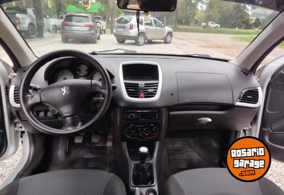 Autos - Peugeot 207 compact allure 1.6 2013 Nafta 152000Km - En Venta