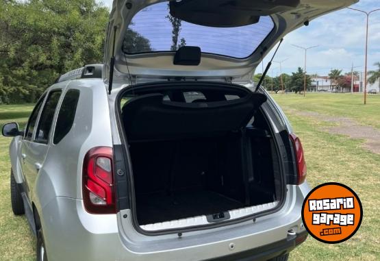 Autos - Renault Duster 2018 GNC 120000Km - En Venta