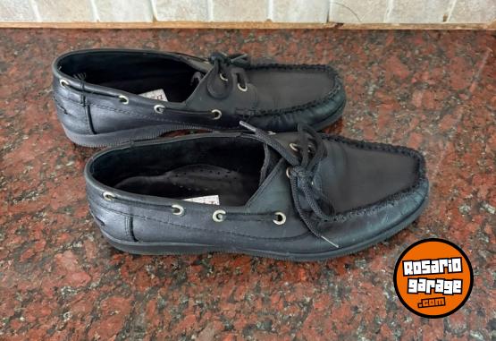 Indumentaria - Zapato mocasín colegial talle 41 en cuero - En Venta