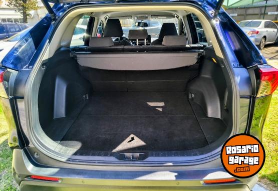 Camionetas - Toyota RAV 4 2.5 XLE CVT 2019 Electrico / Hibrido 131000Km - En Venta