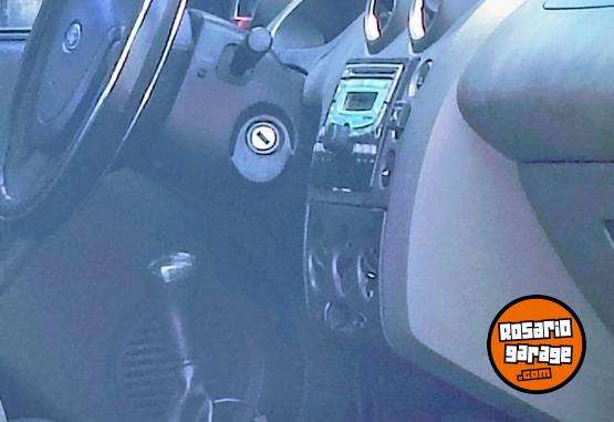 Autos - Ford Fiesta 2007 GNC 300000Km - En Venta