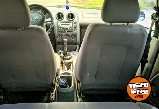 Autos - Ford Fiesta 2007 GNC 300000Km - En Venta