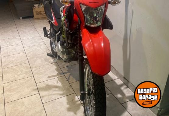 Motos - Honda Xr 150 2025 Nafta 110Km - En Venta