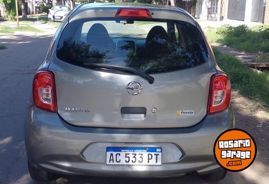 Autos - Nissan March 2018 Nafta 64500Km - En Venta