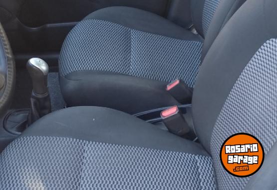 Autos - Nissan March 2018 Nafta 64500Km - En Venta