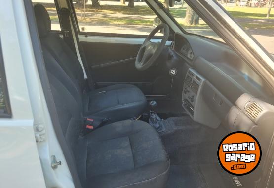 Autos - Fiat UNO FIRE 2012 Nafta 204000Km - En Venta