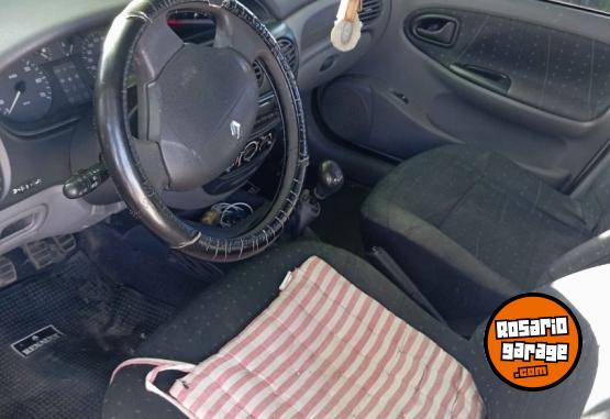 Autos - Renault Megane full 1.6 2007 Nafta 200000Km - En Venta