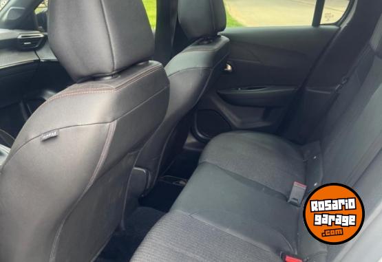 Autos - Peugeot 208 2024 Nafta 30000Km - En Venta