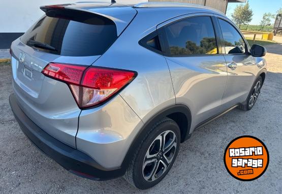 Autos - Honda Hrv Exl 2017 Nafta 140000Km - En Venta