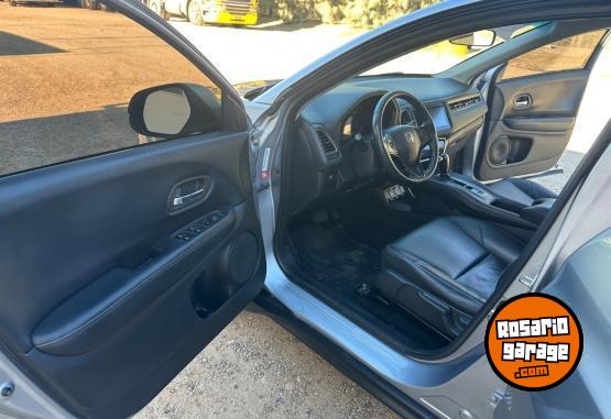 Autos - Honda Hrv Exl 2017 Nafta 140000Km - En Venta