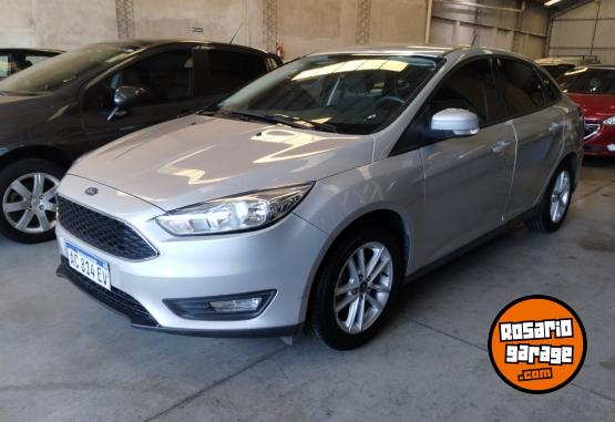 Autos - Ford Focus 1.6 caja manual 2018 Nafta 52000Km - En Venta