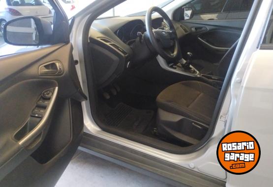 Autos - Ford Focus 1.6 caja manual 2018 Nafta 52000Km - En Venta