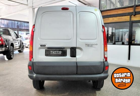 Utilitarios - Renault Kangoo 2017 Nafta 141000Km - En Venta
