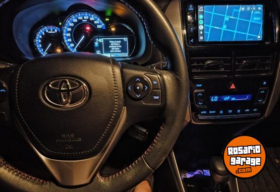Autos - Toyota Yaris 2021 Nafta 27000Km - En Venta