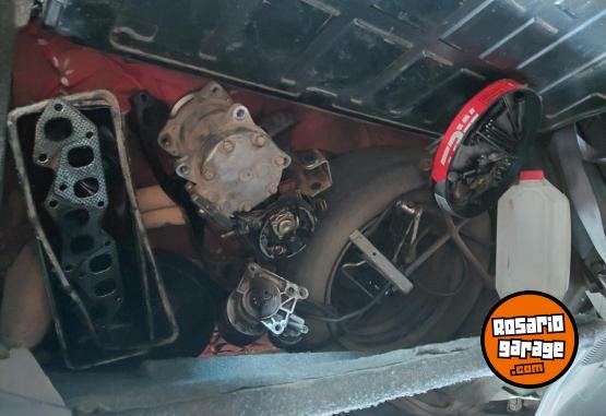 Autos - Renault 1998 1989 Nafta 220000Km - En Venta