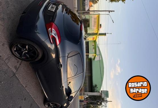 Autos - Peugeot 208 allure touchscreen 2013 Nafta 128000Km - En Venta