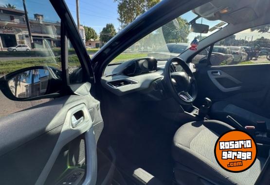 Autos - Peugeot 208 2015 Nafta 150000Km - En Venta