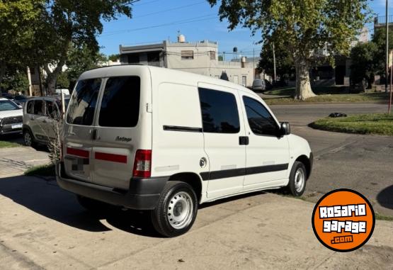 Utilitarios - Citroen Berlingo 2015 Diesel 280000Km - En Venta