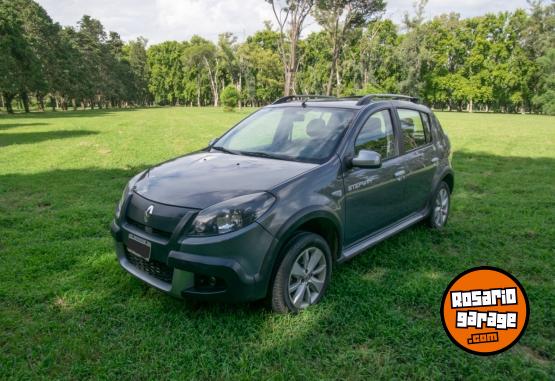 Autos - Renault Sandero Stepway 2011 GNC 140000Km - En Venta