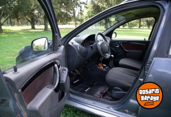 Autos - Renault Sandero Stepway 2011 GNC 140000Km - En Venta