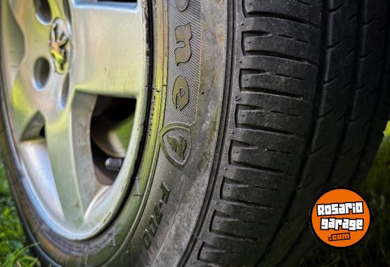 Utilitarios - Peugeot Partner Patagonica HDI 2012 Diesel 142000Km - En Venta