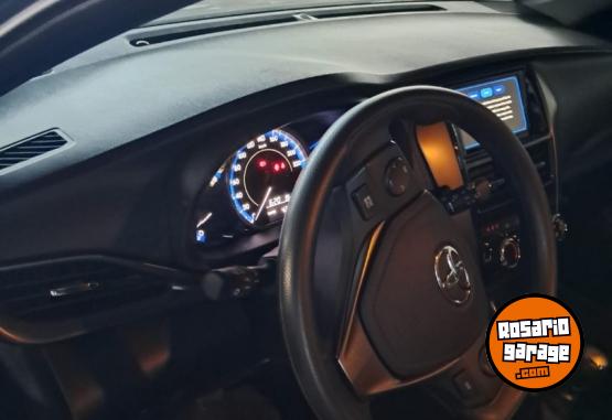 Autos - Toyota yaris 2023 Nafta 18000Km - En Venta