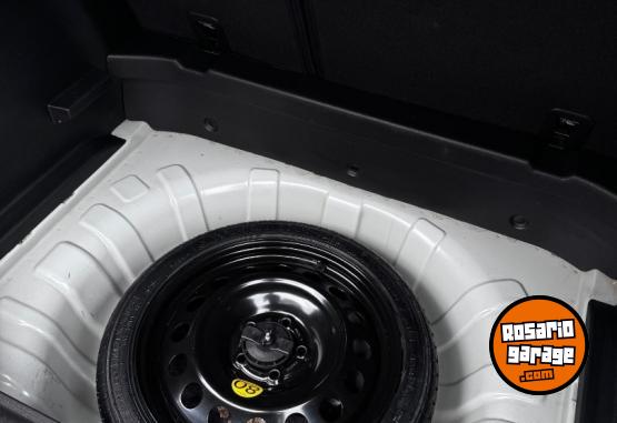 Autos - Chevrolet Tracker 2021 Nafta 100000Km - En Venta