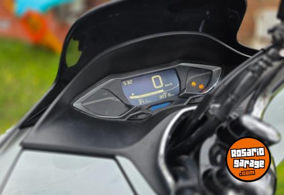 Motos - Honda Pcx 2023 Nafta 3800Km - En Venta