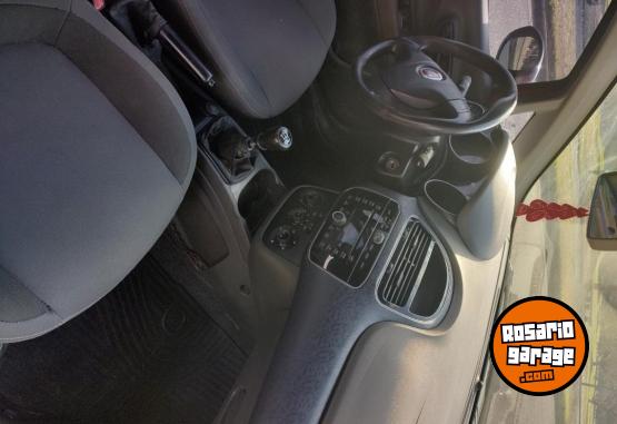 Autos - Fiat Punto attractive 1.4 2013 Nafta 149800Km - En Venta