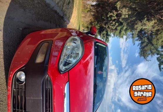 Autos - Fiat Punto attractive 1.4 2013 Nafta 149800Km - En Venta