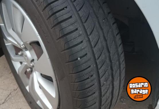 Autos - Chevrolet Onix LT 2017 Nafta 111000Km - En Venta