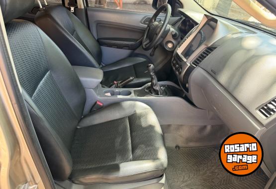 Camionetas - Ford Ranger Xl 2013 Nafta 70000Km - En Venta