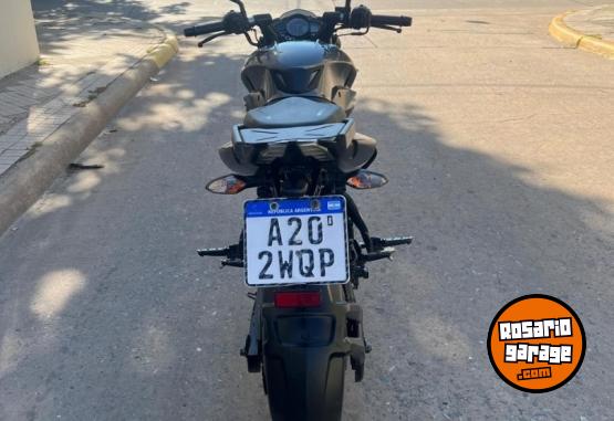 Motos - Bajaj Rauser 2023 Nafta 6000Km - En Venta