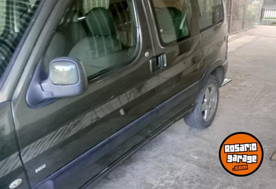 Camionetas - Peugeot Patagonica vtc plus 2011 Diesel 150000Km - En Venta