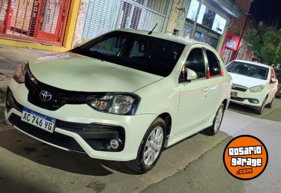 Autos - Toyota Etios xls 2018 Nafta 100Km - En Venta