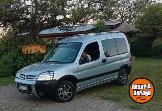 Utilitarios - Peugeot Partner Patag�nica 2022 GNC 20000Km - En Venta