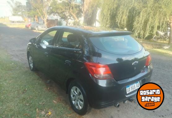 Autos - Chevrolet Onix Joy + 2019 GNC 138000Km - En Venta