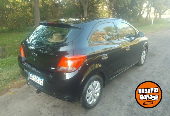 Autos - Chevrolet Onix Joy + 2019 GNC 138000Km - En Venta