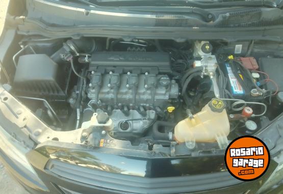 Autos - Chevrolet Onix Joy + 2019 GNC 138000Km - En Venta