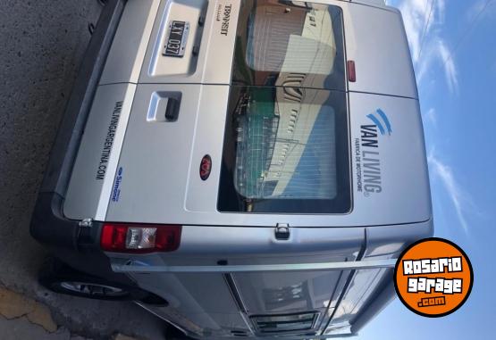 Utilitarios - Ford Transit 2012 Diesel 80000Km - En Venta