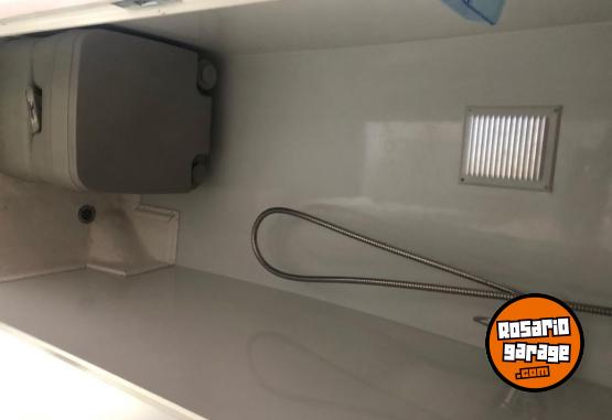 Utilitarios - Ford Transit 2012 Diesel 80000Km - En Venta