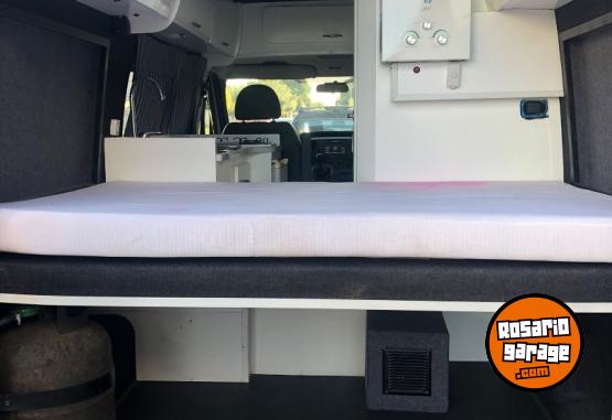 Utilitarios - Ford Transit 2012 Diesel 80000Km - En Venta