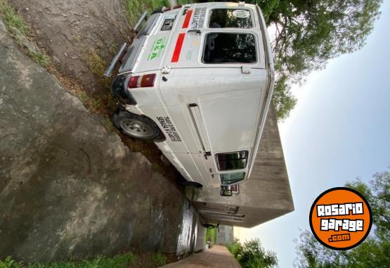 Utilitarios - Renault 91 1991 GNC 11Km - En Venta