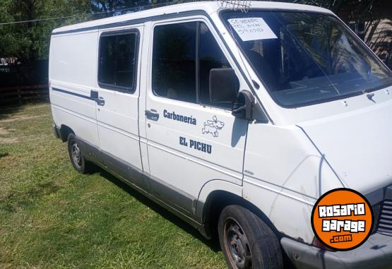 Utilitarios - Renault Trafic 88 1988 Diesel 111111Km - En Venta